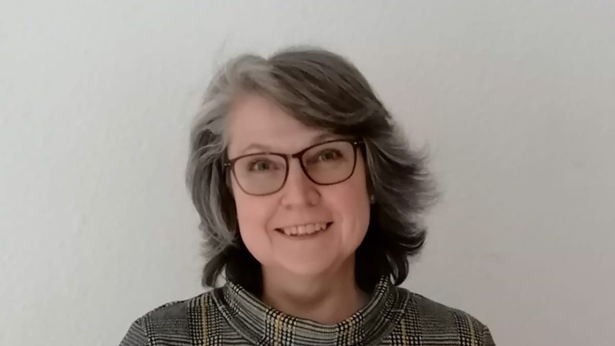 Karin Blumenrath bietet persönliche oder telefonische Gespräche an. von DRK Kreisverband Olpe