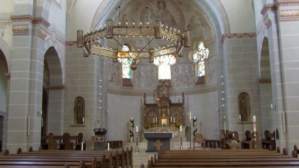 Die Pfarrkirche Heggen. von privat