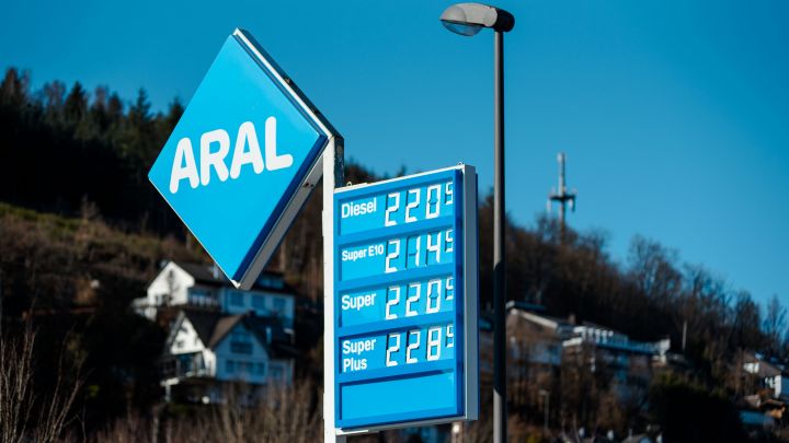 Der Kraftstoffpreis am Dienstag, 8. März, lang weit über zwei Euro.