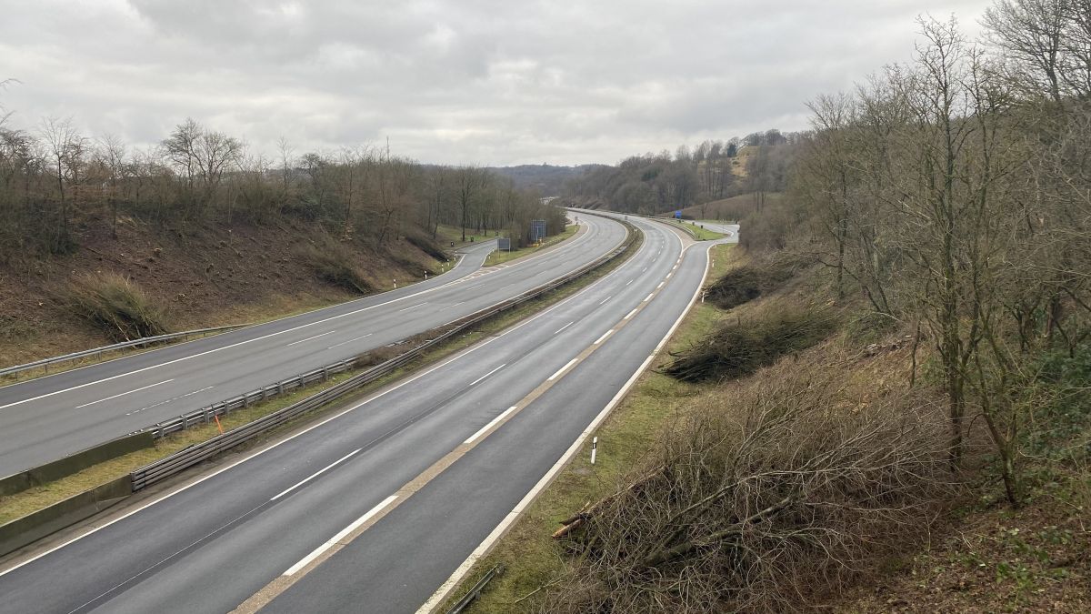 Die Autobahn GmbH hat der Idee, die gesperrte A 45 bei Lüdenscheid für Veranstaltungen zu nutzen, eine Absage erteilt. von CDU Lüdenscheid