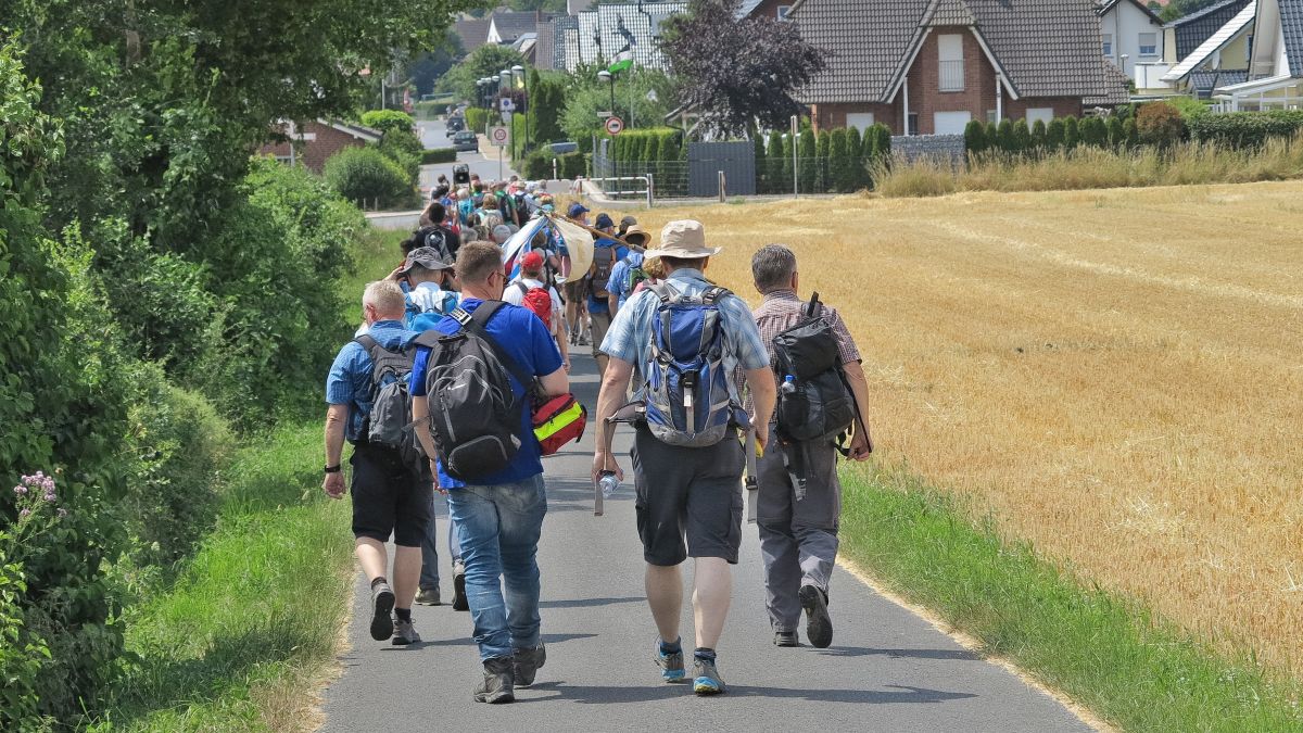 64 Kilometer Wanderstrecke liegen zwischen Lenhausen und Werl. Per pedes ist die Strecke in zwei Tagen zu schaffen. von privat