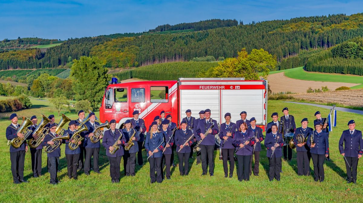 Der Musikzug Oedingen der Freiwilligen Feuerwehr Lennestadt lädt zum Konzert ein. von privat