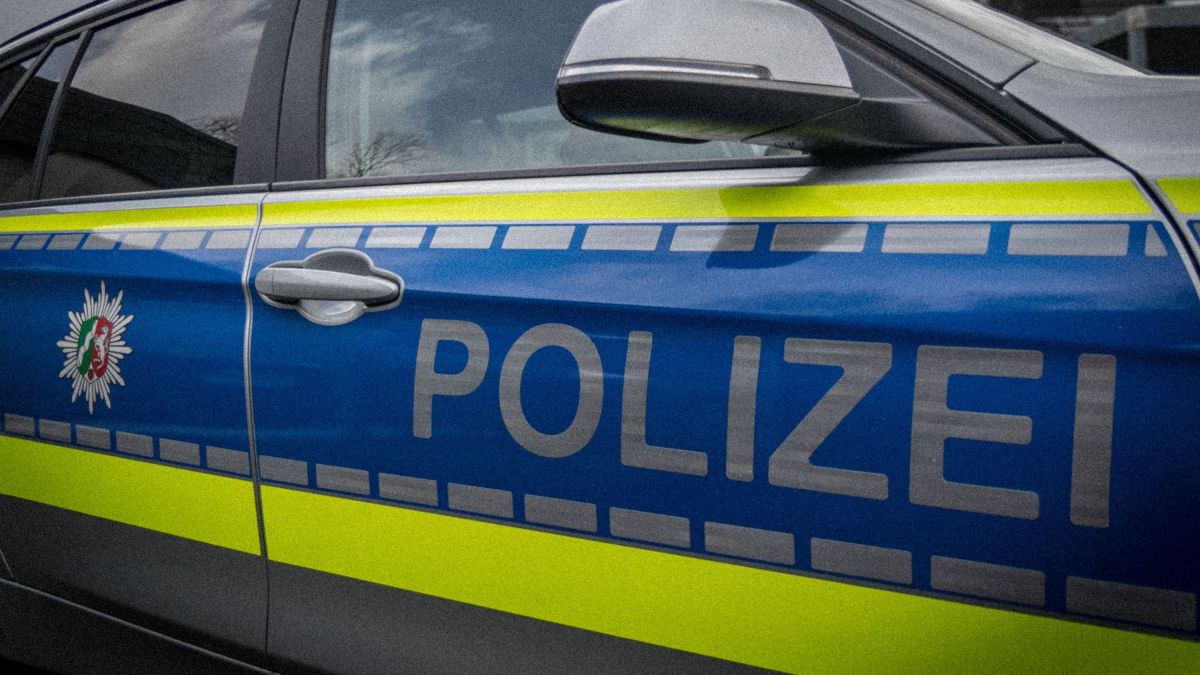 Polizei, Streifenwagen von Nils Dinkel