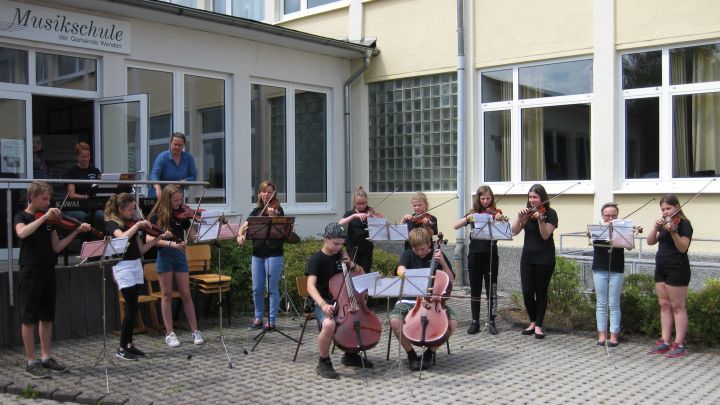 Die Musikschule Wenden lädt zum Tag der offenen Tür ein.