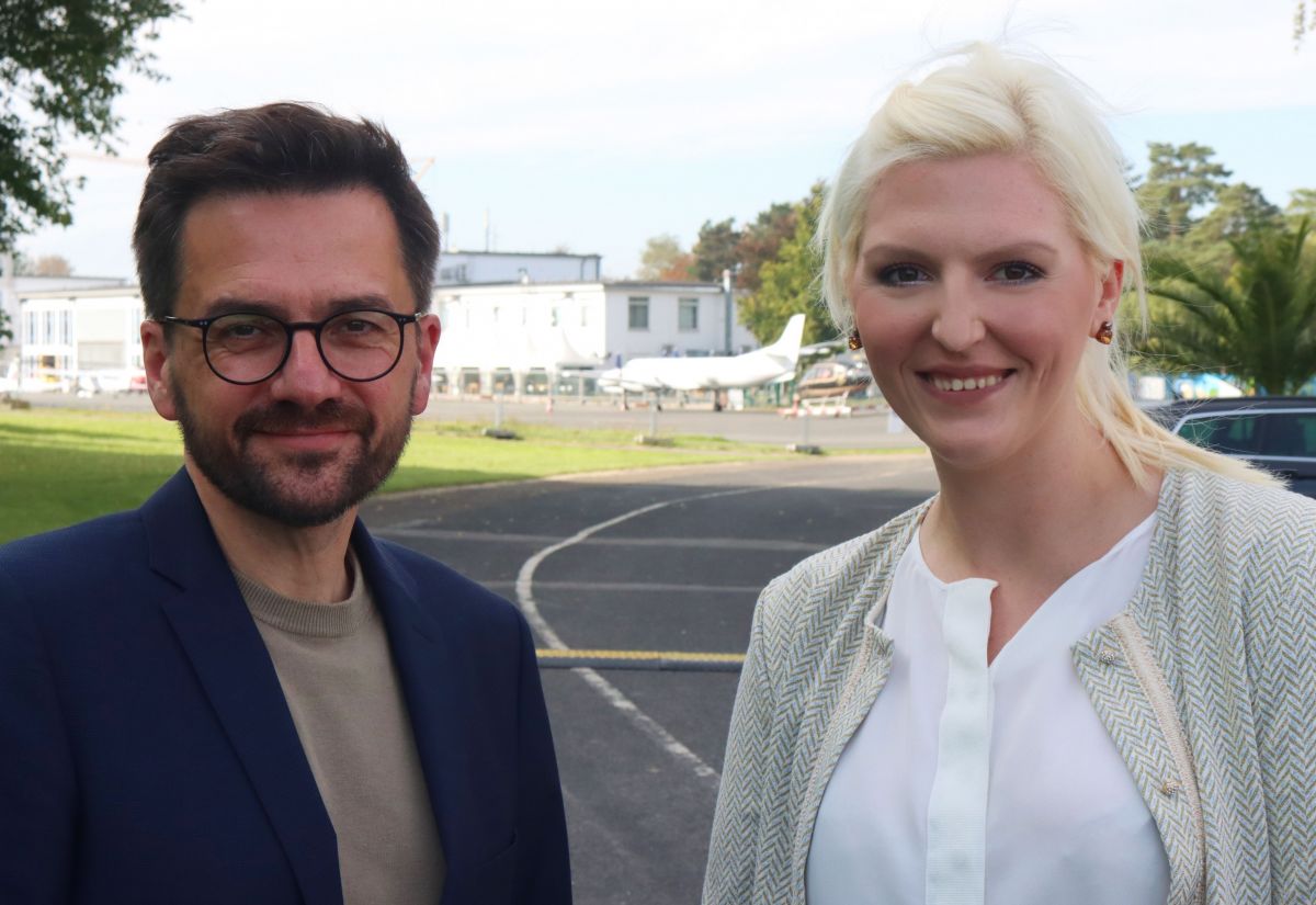 SPD-Landtagskandidatin Christin-Marie Stamm mit SPD-Spitzenkandidat Thomas Kutschaty. von privat