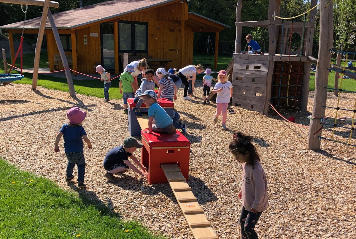 Kindergarten Rappelkiste nutzt den Mehrgenerationenpark. von privat