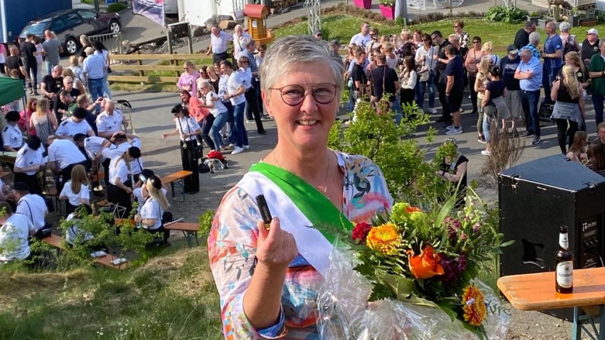 Silvia Rinscheid gewinnt Königinnen-Schießen in Bilstein