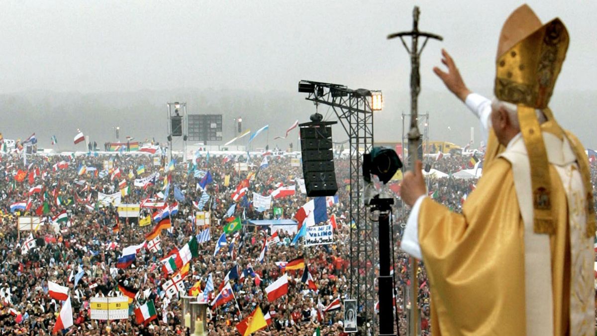 Jugendliche Gläubige aus aller Welt besuchen den Weltjugendtag. von katholisch.de