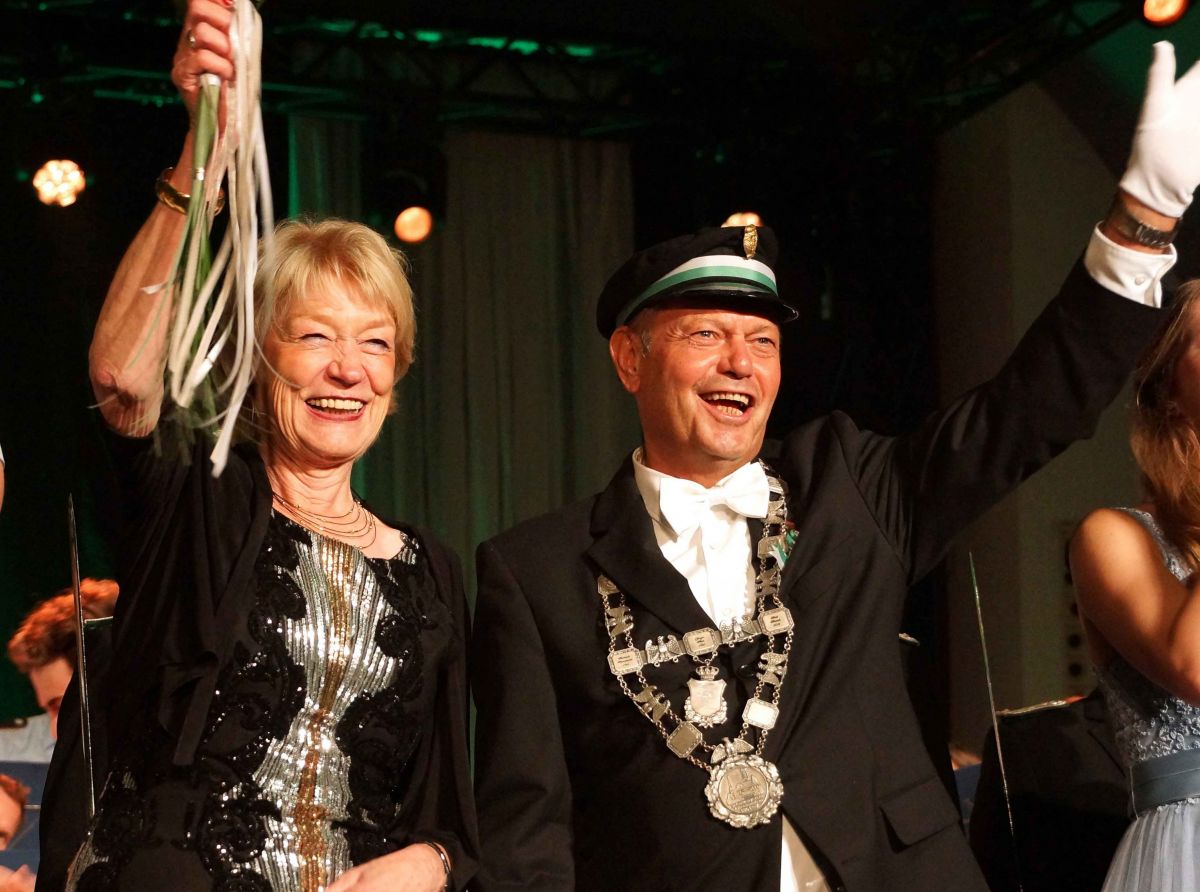 Elf Jahre lang waren Kurt und Christa Kremer Altenhundems Kaiserpaar. von Schützenverein Altenhundem