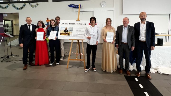Verleihung des Nina-Eibach-Förderpreises: Thorsten Vietor, Melanie Godulla, Leni König, Birgit...