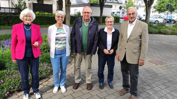 Die Kreisvorsitzende der Senioren Union Marion Schwarte (2.v.r.) mit Marianne Schulte, Edeltrud...