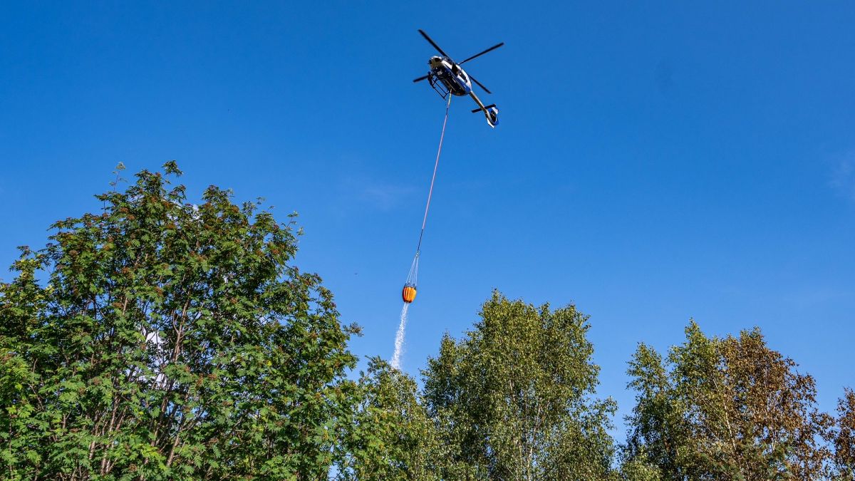 Großer Waldbrand mit Hilfe der Feuerwehr Drolshagen bekämpft