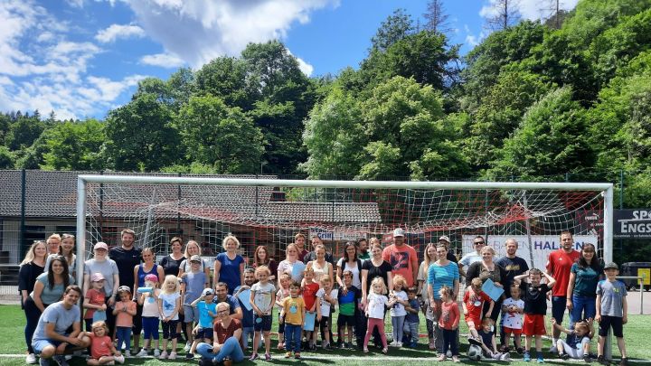 Der Kindergarten Schatzkiste veranstaltete eine Sommerolympiade auf dem Sportplatz des FC...