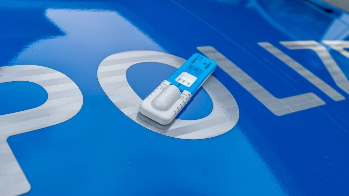 Symbolfoto Drogentest von Nils Dinkel