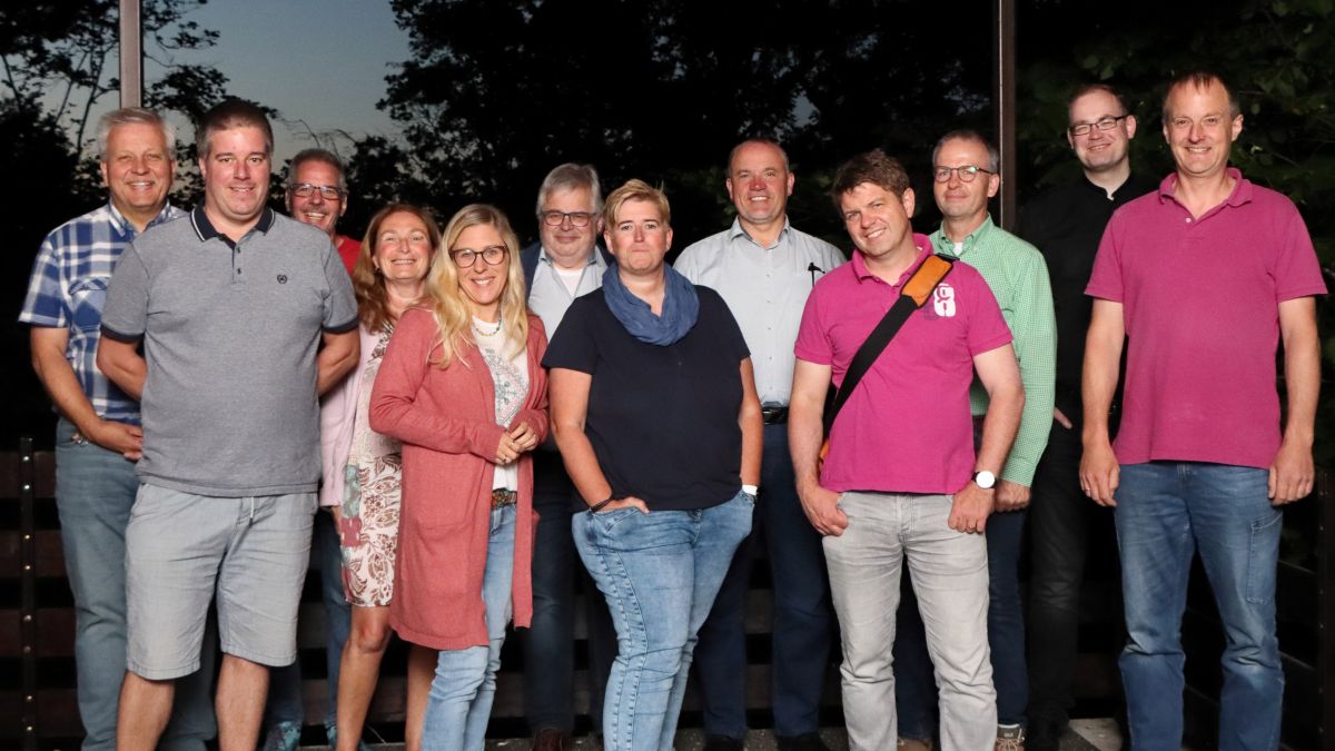 Die Vorbereitungen laufen auf Hochtouren. Das 14-köpfige Planungs-Team freut sich auf die 49. Muggelkirmes. von Martin Telsnig