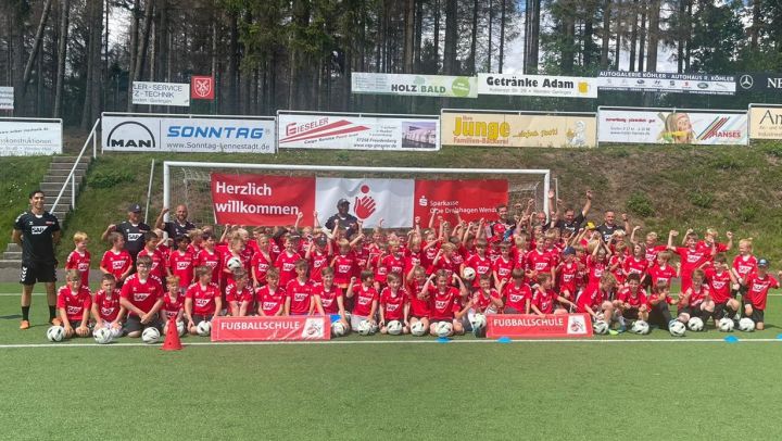Fußballcamp des 1. FC Köln in Rothemühle ein voller Erfolg