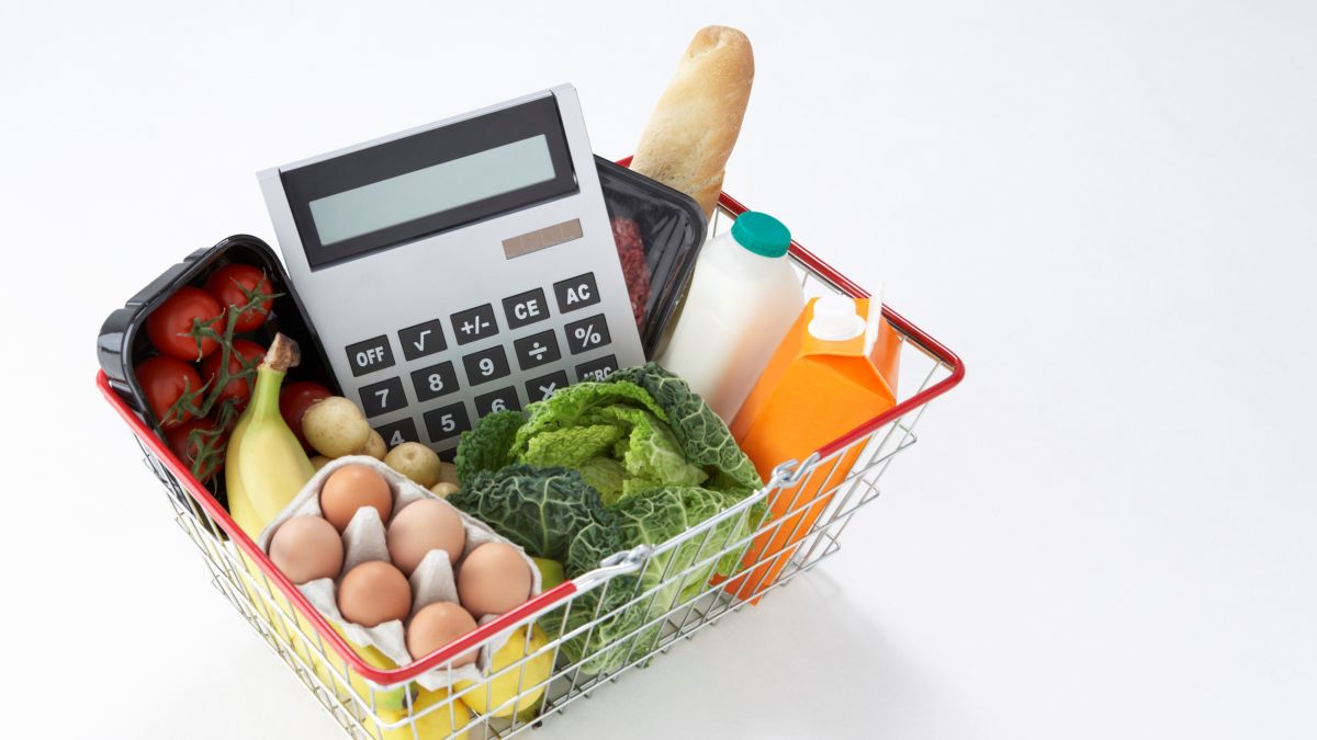 Die Verbraucherzentrale NRW gibt Tipps, wie man bei Lebensmitteln sparen kann. von Verbraucherzentrale NRW