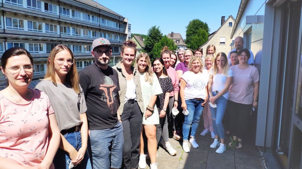 17 Mitarbeiter der Katholischen Hospitalgesellschaft Südwestfalen sind nun Hygienebeauftragte. von privat