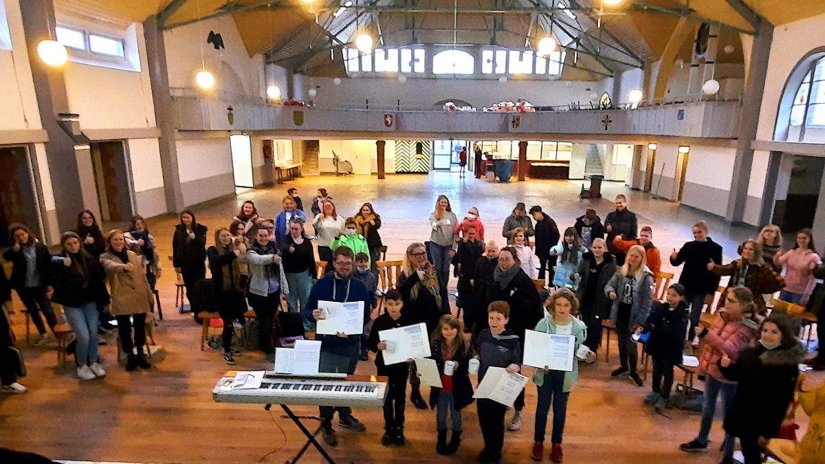 Bei der Chorjugend Grevenbrück wird nicht nur gemeinsam Musik gemacht, der Spaß und gemeinsame Aktionen kommen auch nicht zu kurz. von privat