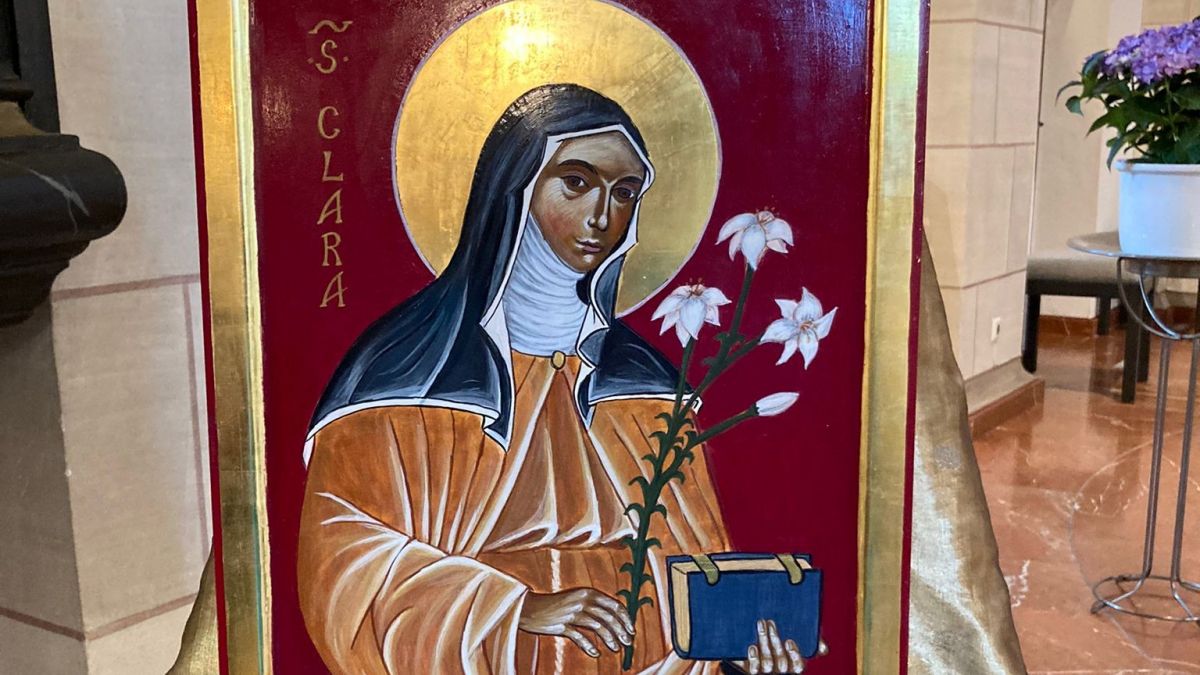 Die Klara-von-Assisi-Ikone findet künftig eine neue Heimat in der Elsper Pfarrkirche. von privat