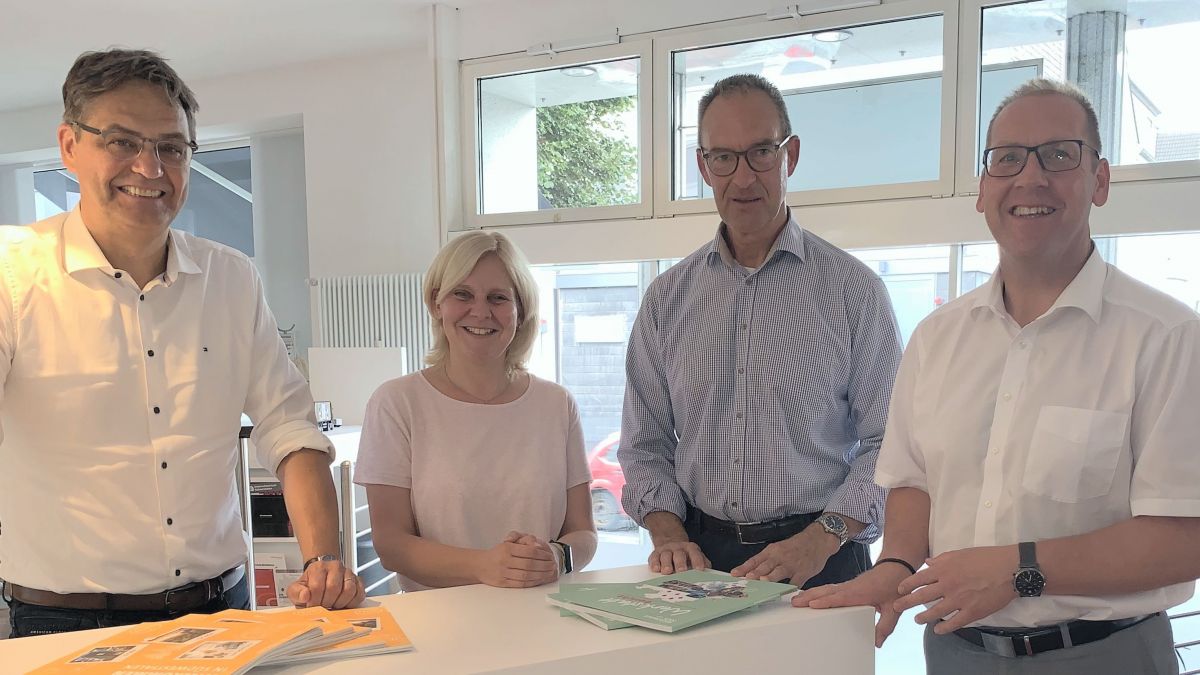 Dr. Peter Liese MdEP, Dr. Stephanie Arens, Jochen Ritter MdL und Hubertus Winterberg (von links). von Europabüro