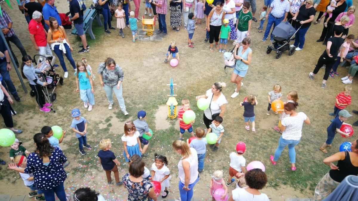 Im Kindergarten Rappelkiste wurde am Wochenende das 30-jährige Bestehen und die Einweihung der Mensa gefeiert. von privat