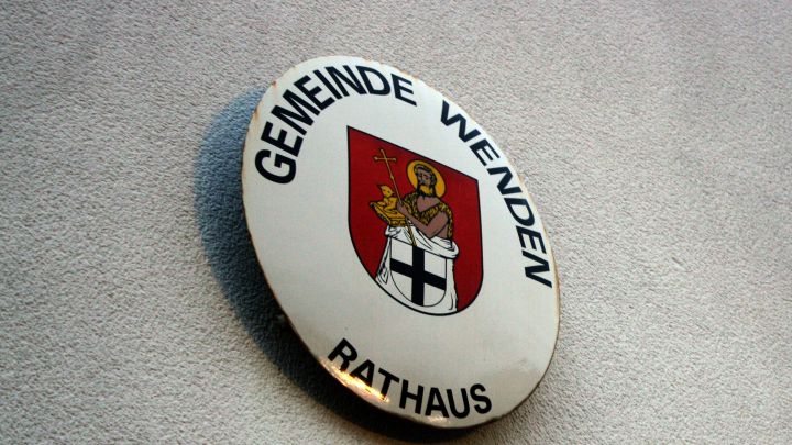 Symbolfoto Rathaus Wenden
