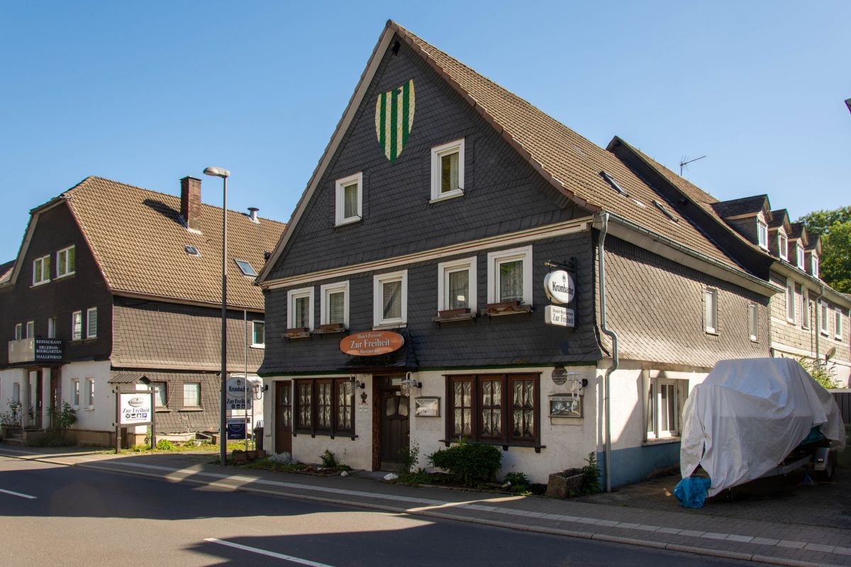 Dieter Stromeyer gibt das Hotel „Zur Freiheit“ in Bilstein nach mehr als 33 Jahren auf. Das Gebäude wird verkauft. von privat