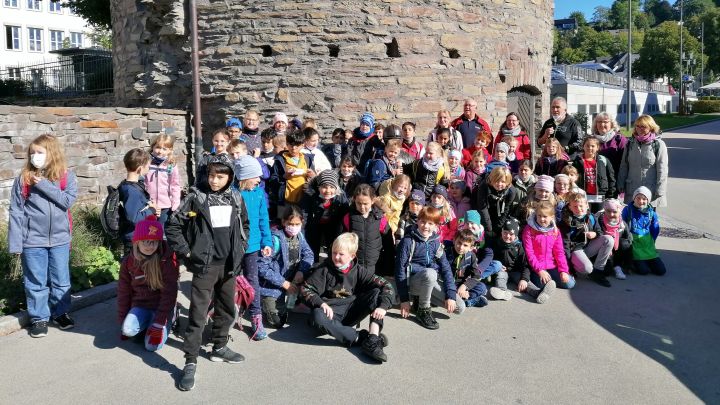 Die rund 60 Schüler erkundeten die Hansestadt Attendorn.