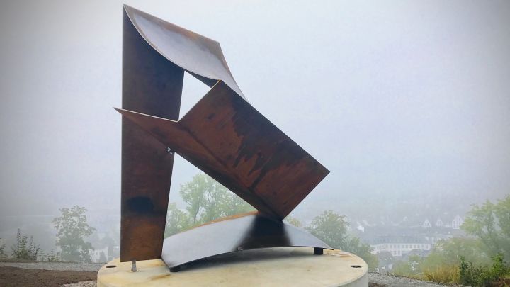 Attendorner Wirtschaft schenkt der Stadt ein „Großes A“