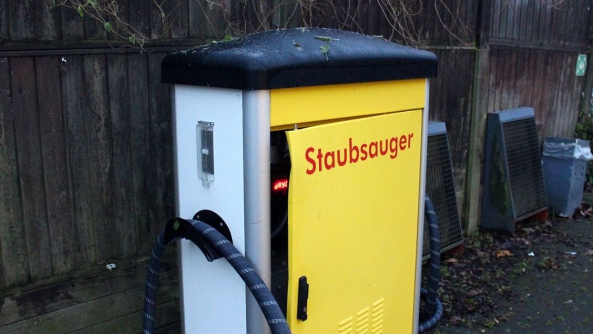 Symbolfoto Staubsaugerautomat von Kreispolizeibehörde Olpe