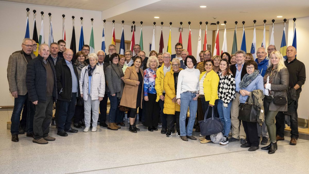 Eine Gruppe aus den Kreisen Olpe und Siegen besuchte jetzt Dr. Peter Liese im Europäischen Parlament in Brüssel. von privat