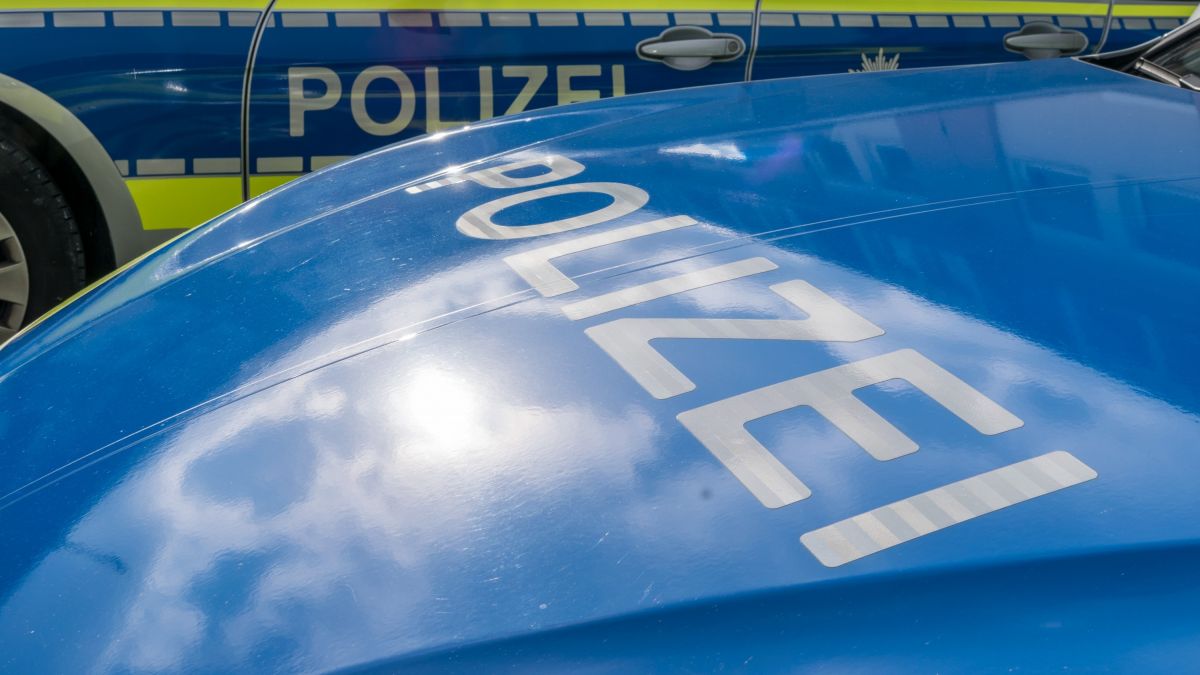 Polizei, Symbol, Kontrolle, Streifenwagen, Blaulicht, Sirene, von Nils Dinkel