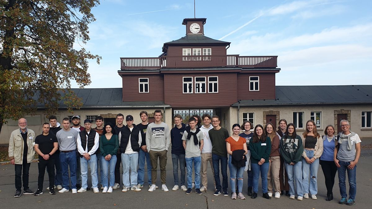 Die AG Erinnerungskultur des St.-Ursula-Gymnasiums Attendorn verbrachte intensive Tage in der Gedenkstätte Buchenwald. Foto: T. Krause von T. Krause