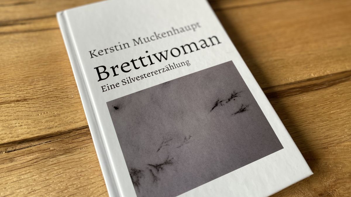 Kerstin Muckenhaupt aus Olpe hat ihre erste Erzählung veröffentlicht: „Brettiwoman. Eine Silvestererzählung.“ von Kerstin Sauer