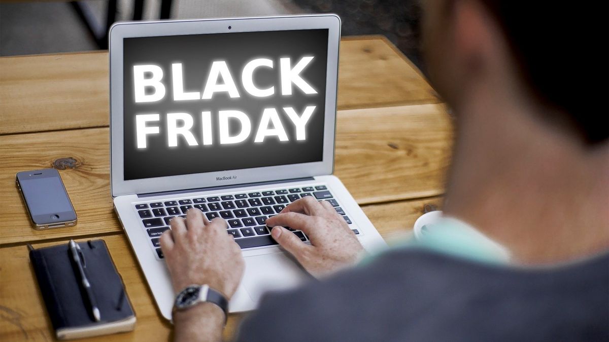Ende November ist der Black Friday, an dem der Handel mit besonderen Schnäppchen wirbt. von Pixabay.com/un-perfect