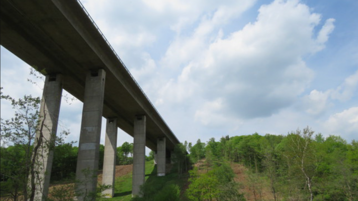 Archivfoto: Die Talbrücke Büschergrund soll neu gebaut werden.