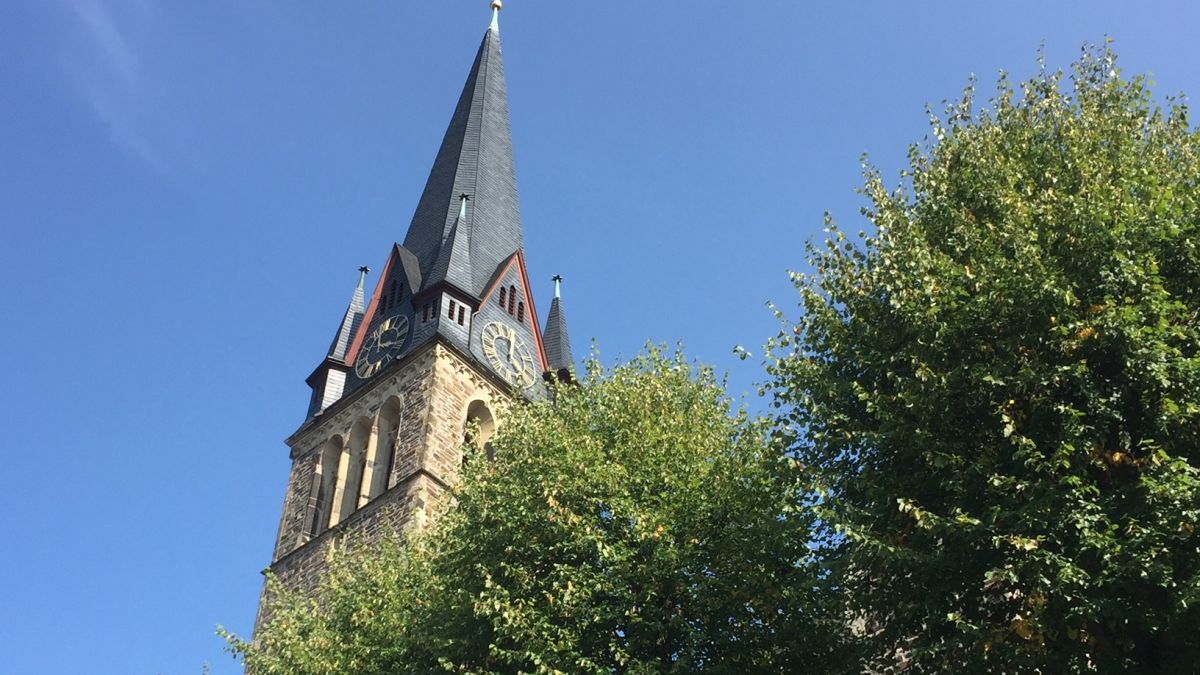 Die Agatha-Gemeinde Altenhundem feiert das Fest ihrer Namenspatronin mit einem Festhochamt, einem Konzert und einem Schauspiel. Jedermann ist eingeladen. von Kerstin Sauer