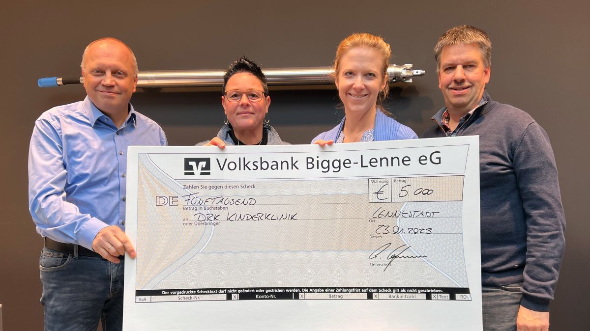 Meinolf Rameil (CTO TRACTO), Astrid Börger (BR TRACTO), Tanja Bauschert (PR und Öffentlichkeitsarbeit DRK Kinderklinik) und Andreas Riekes (BR TRACTO) von privat