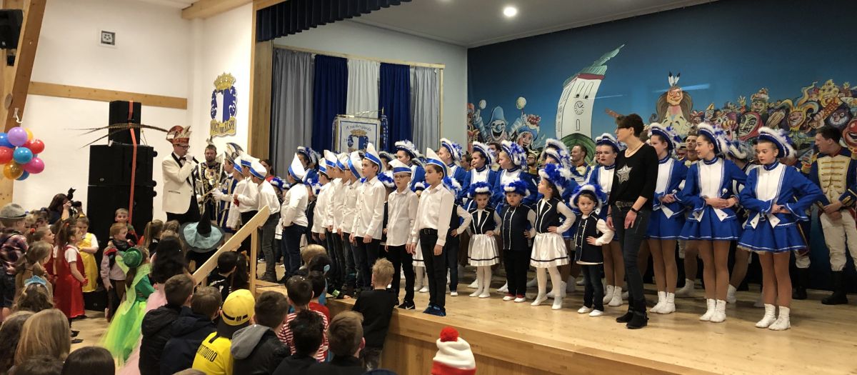 Vor und auf der Bühne wird wieder viel los sein beim Kinderkarneval in Elspe. von privat
