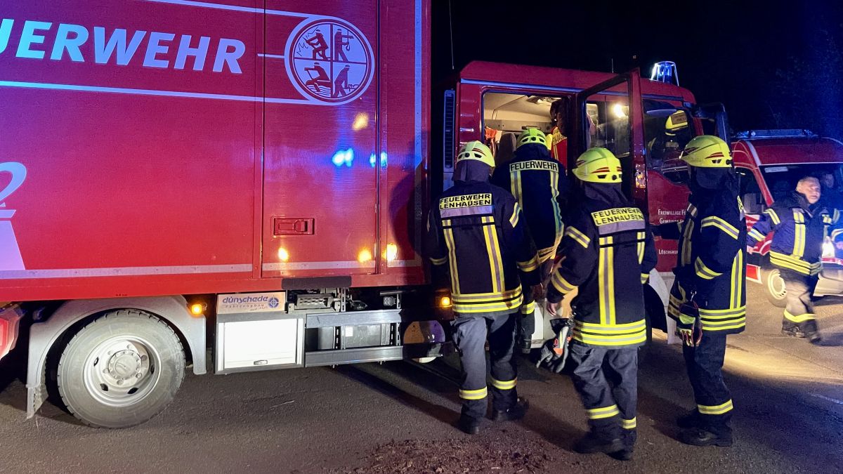 Die Feuerwehr musste wegen einer brennenden Dunstabzugshaube nach Deutmecke ausrücken. von Claudia Wichtmann