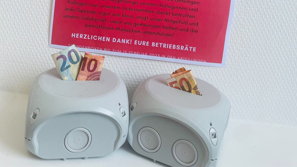 Die Spendenboxen für die Mitarbeiter bestanden aus umfunktionierten Hensel-Kabelabzweigkästen. von privat