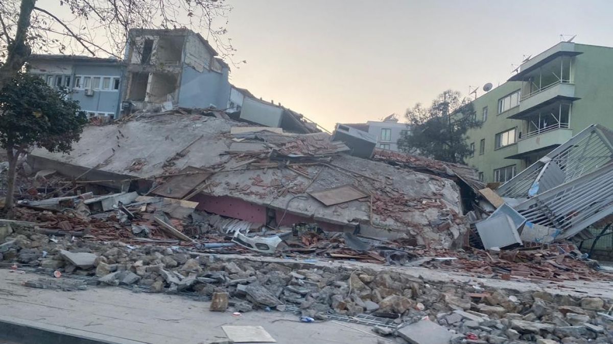 Adem Bolatli packte im Erdbeben-Gebiet mit an. von privat