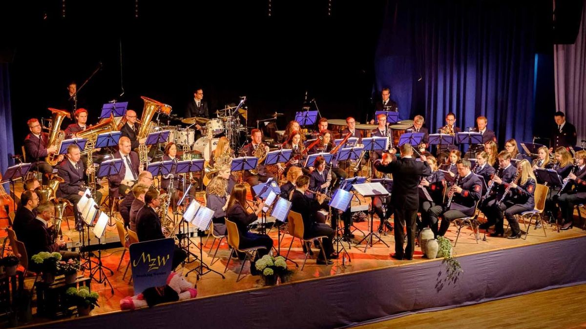 Der Musikzug Wenden und die Tanzband Tonight.You.Dance freut sich auf ein neues Konzertkonzept. von privat