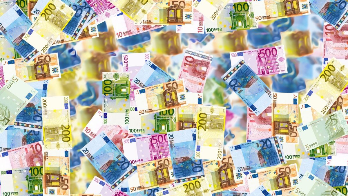 Im Rahmen des Stärkungspakts NRW hat Olpe 82.000 Euro erhalten. von Pixabay