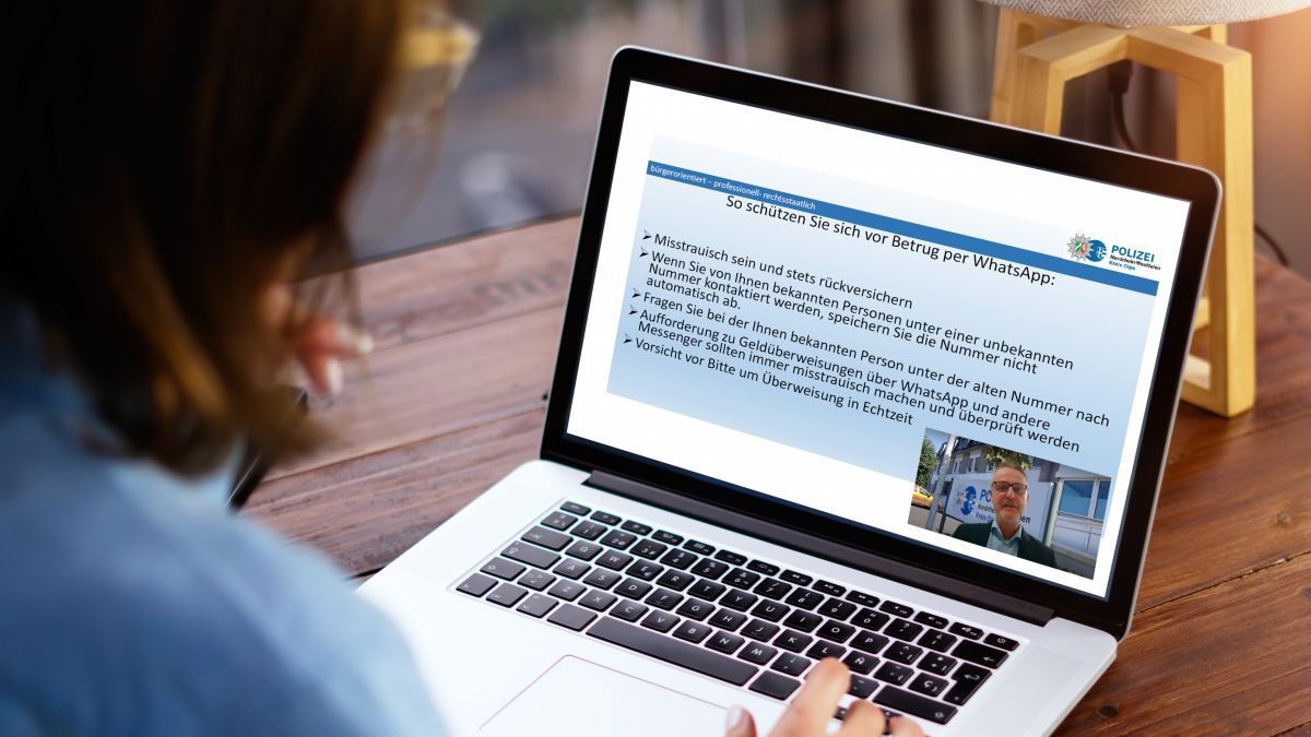 Ein Webinar der Sparkasse Mitten im Sauerland stieß auf großes Interesse. von Sparkasse MiS