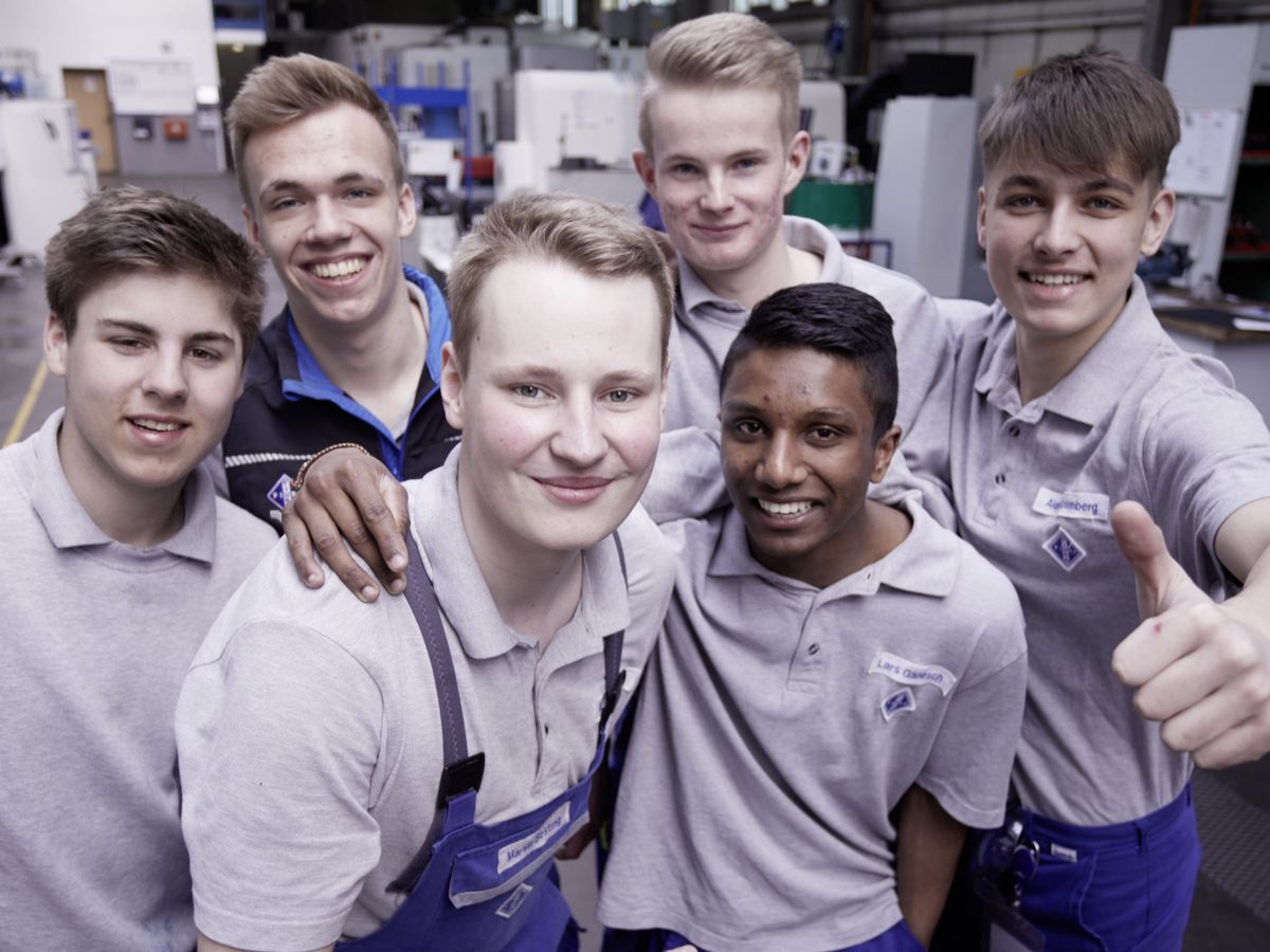 Fischer und Kaufmann bildet in elf Ausbildungsberufen aus. von privat