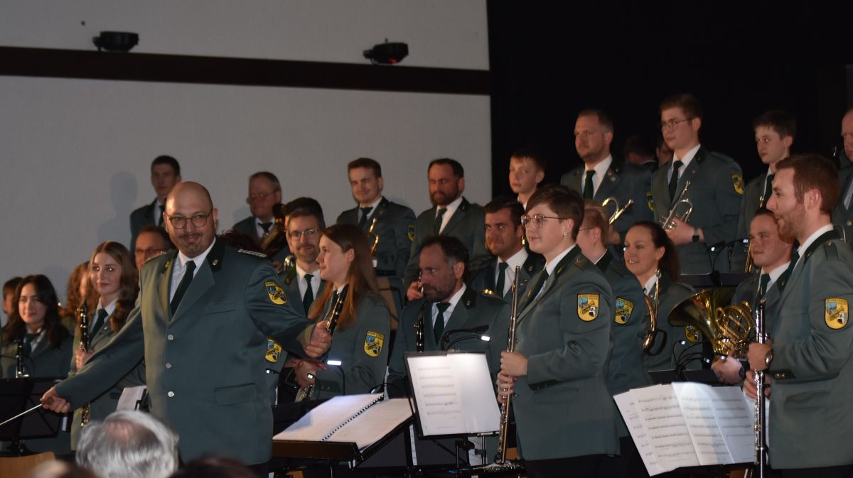 Der Musikverein Rhode bescherte seinen Gästen unter Leitung von Martin Theile ein tollen Konzertabend. von privat