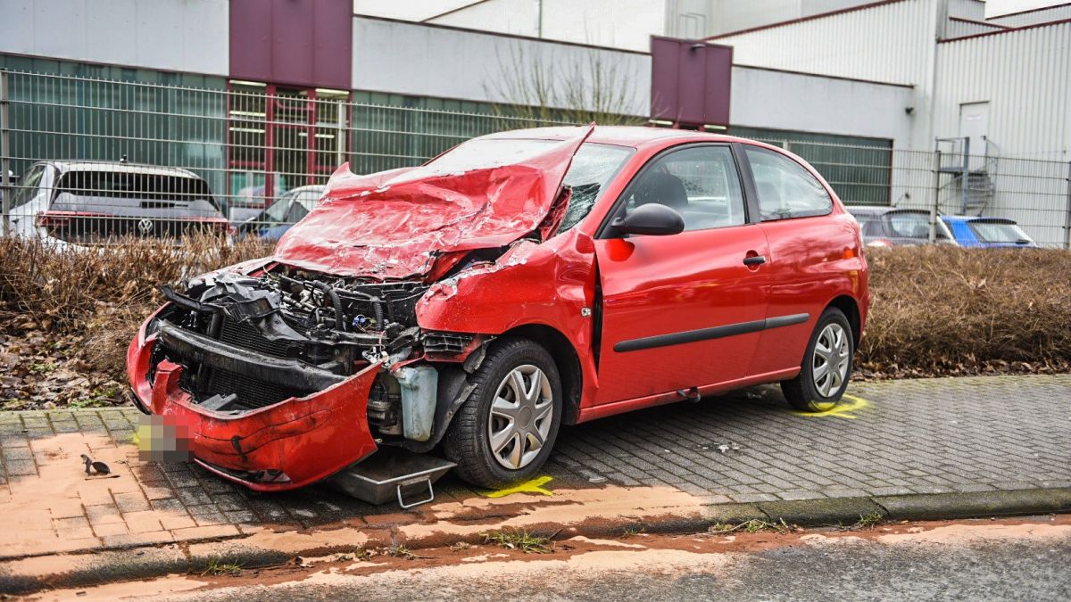 Unfall auf der B 55 am Montagmorgen, 27. März. von Nils Dinkel