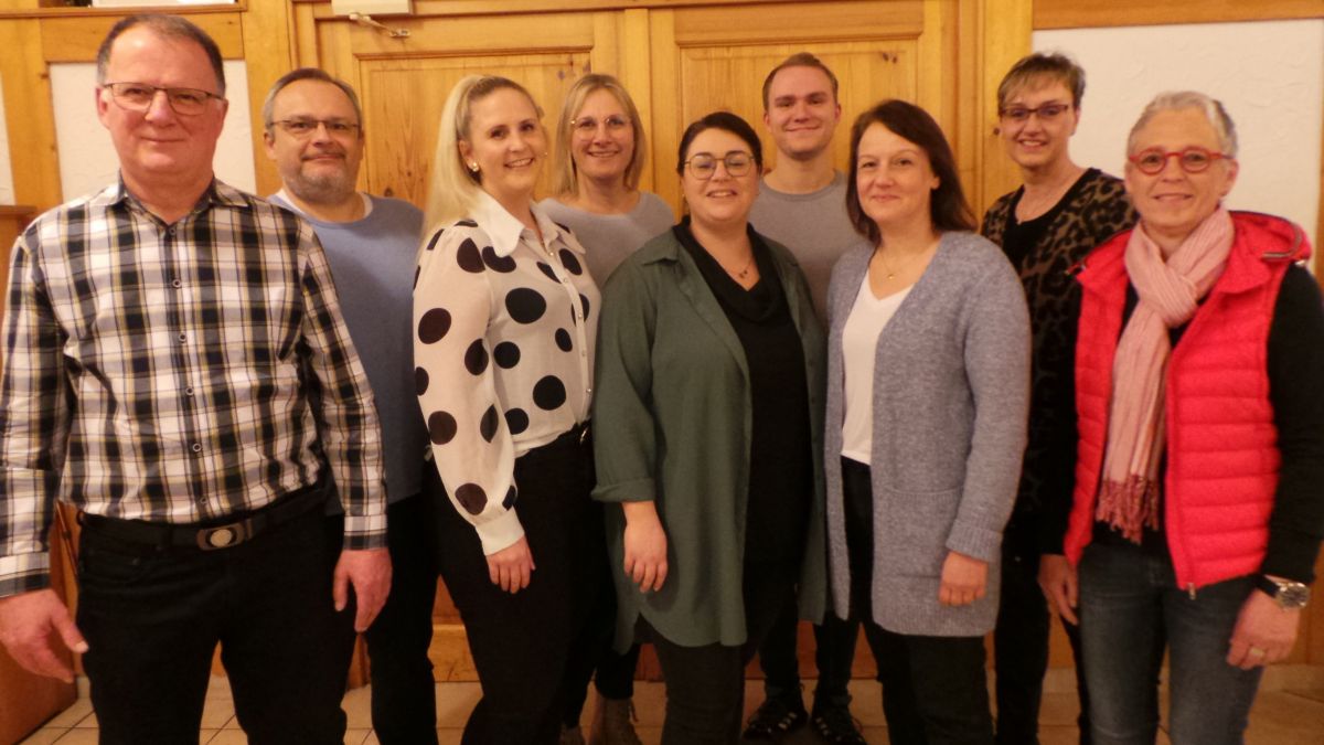 Gehen voller Elan und Optimismus in die Arbeit des kommenden Vereinsjahres (v.l.): Otto Frohnenberg, Dr. Claus Schwab, Patricia Grebe, Melanie Koch, Melanie Gördemann, Andreas Obst, Susanne Schwab, Carmen Niederschlag und Jutta Arens. von Joachim Jung